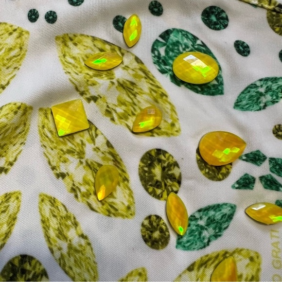 Giorgio Grati Vtg White Green Leaves Pattern Bedazzled Sleeveless Viscose Top XL - Picture 9 of 14